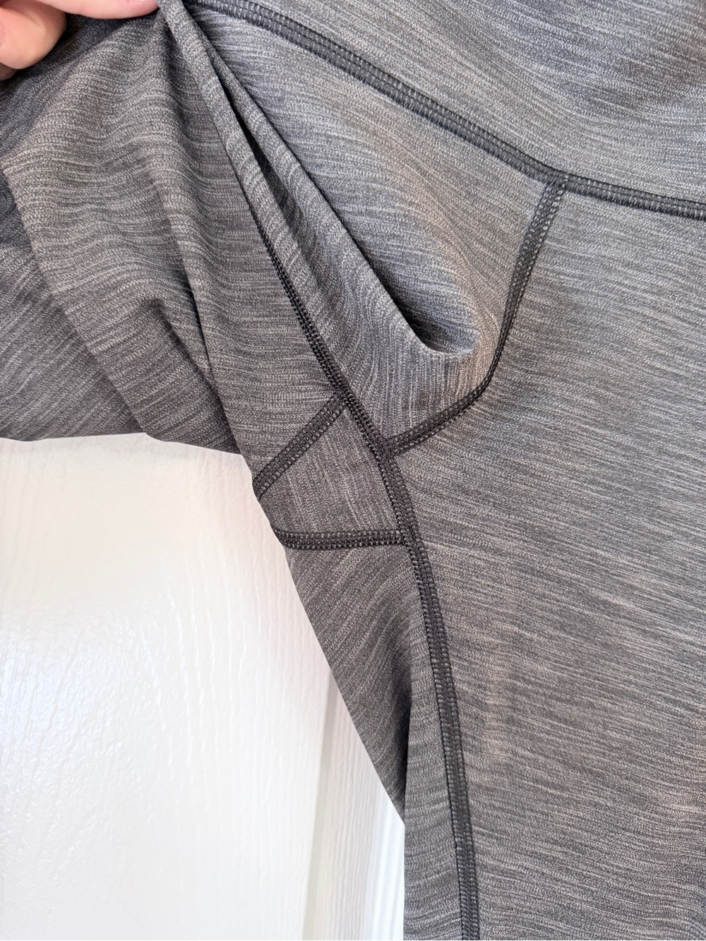 Lululemon Wunder Under Hi-Rise 7/8 Tight Full-On Luxtreme 25" Leggings - Size 10 - Picture 4 of 6
